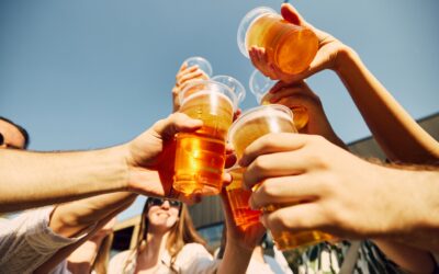 Nealko pivo patří k českému létu. Pravidelně ho pije 60 % lidí